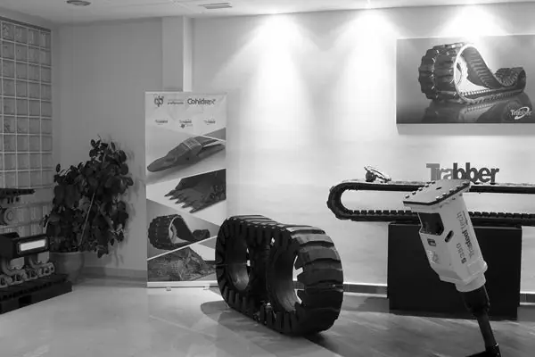 Repuestos para Maquinaria de Obra Pública, Construcción y Minería.